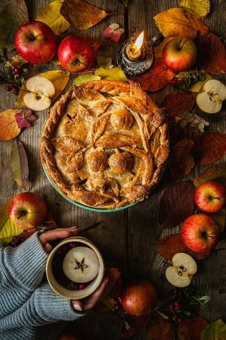 size: 12x8in Photographic Print: Autumn Apple Pie Flat Lay. by Sofia Popovych : Easy Outdoor Projects, Autumn Cottagecore, Simple Fall Decor, Stone Walkway, Fall Apples, Autumn Cozy, Fall Diy, Fall Favorites, Autumn Aesthetic