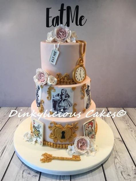 Alice In Wonderland Wedding Cake, Wonderland Wedding Cake, Cake Paris, Cakes For Girls, Wonderland Wedding Theme, Alice In Wonderland Cake, Pink Cakes, Wonderland Cake, Disney Wedding Cake