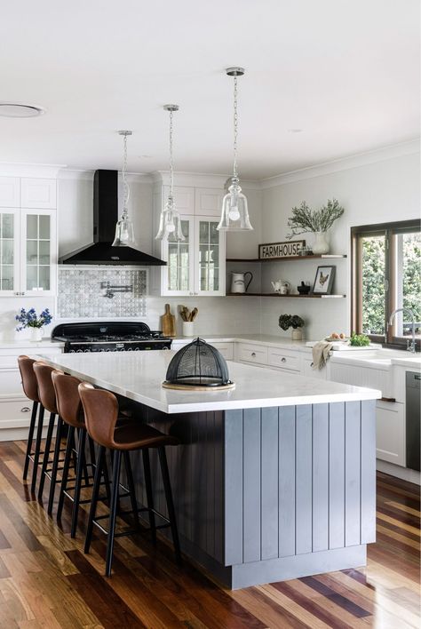 Inside An American-Inspired Farmhouse In Canungra, QLD Australian Country House Interior Design, Australian Farmhouse Interior, Country House Interior Design, Australian Country Houses, Australian Farmhouse, Kitchen Floating Shelves, White Farmhouse Sink, Australian Country, Country Interior Design