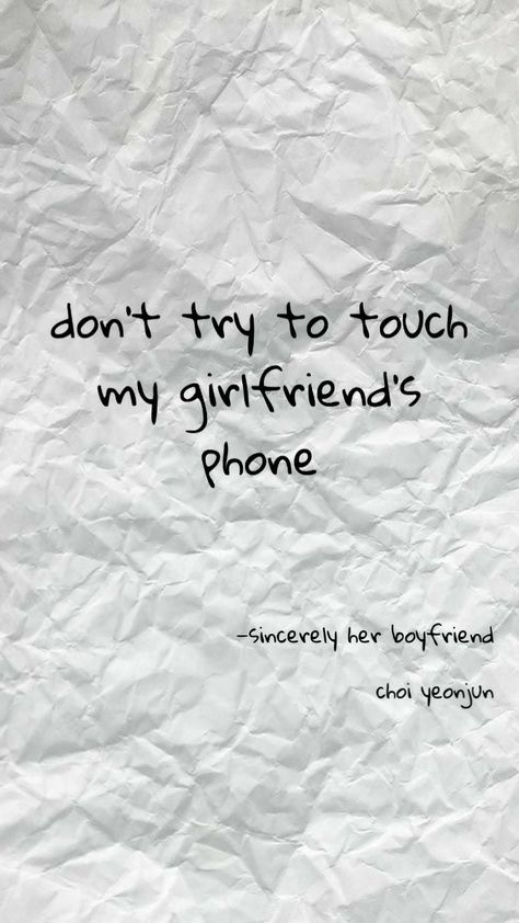 Boyfriend Lockscreen, Funny Lockscreen, Positive Quotes Wallpaper, Frozen Wallpaper, Kpop Backgrounds, Taehyun Hueningkai, Beomgyu Taehyun, Boyfriend Wallpaper, World Wallpaper