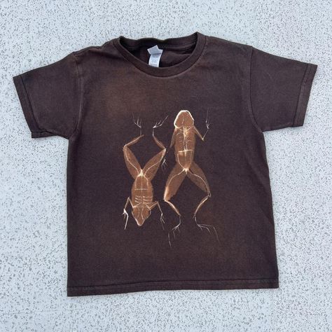 brown hand painted x ray- frog baby tee
Available in... - Depop Transfer Paper Shirt Ideas, Bleach Painted T Shirt, Painted Tee Shirts, Paper Shirt, Painted T Shirt, Brown Hand, Diy Sewing Projects, Wren, X Ray