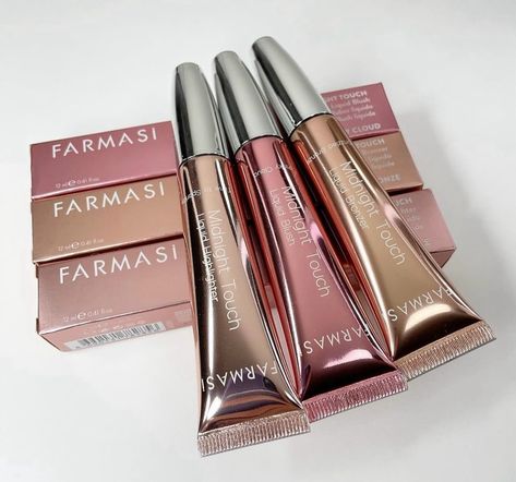 Midnight Touch brings Bronzer, Highlighter, and liquid Blush. Sculpt, shimmer, and shine—everything you need in one set! 💫 Serving sun-kissed realness with this all-in-one beauty set. #beautyessentials #radiantvibes #glowup #highlightyourbeauty #beautymusthave #flawlessfinish #farmasi Farmasi Aesthetic, Liquid Blush, Shimmer And Shine, Beauty Must Haves, Beauty Influencer, Makeup Obsession, Beauty Sets, Sun Kissed, Beauty Essentials