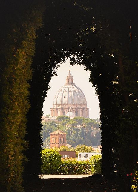 Le Vatican, Visit Rome, Italy Photography, Reykjavik, Rome Italy, Places Around The World, Granada, Italy Travel, Belle Photo