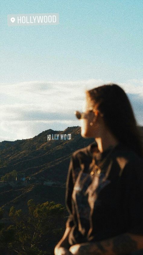 Hollywood Sign Pictures Ideas, Los Angeles Pics Ideas, Aesthetic California Pictures, La Photoshoot Ideas, Walk Of Fame Pictures Ideas, Coachella Picture Ideas, Downtown Los Angeles Photoshoot, La Photo Ideas, Los Angeles Instagram Story