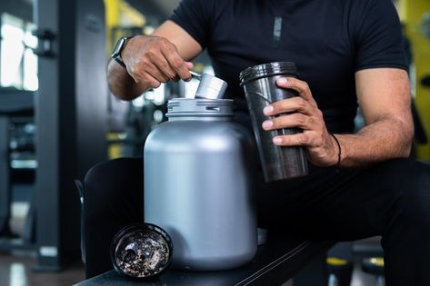 The 5 Best Supplements for Muscle Growth, According to Strength Coaches | Livestrong.com Best Muscle Building Supplements, Supplements For Muscle Growth, Herbalife Protein, Muscle Milk, Muscle Building Supplements, Muscle Protein, Bodybuilding Supplements, Isolate Protein, Protein Supplements