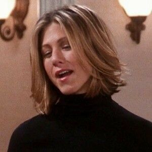 Jennifer Aniston🌷0 📌 ✝📖💒✝ SABBATH SATURDAY CHRISTIAN Jennifer Aniston Short Hair, Jennifer Aniston 90s, Rachel Green Hair, Jeniffer Aniston, Green Icons, Jennifer Aniston Hair, Jenifer Aniston, Layered Bob Haircuts, 90s Hairstyles