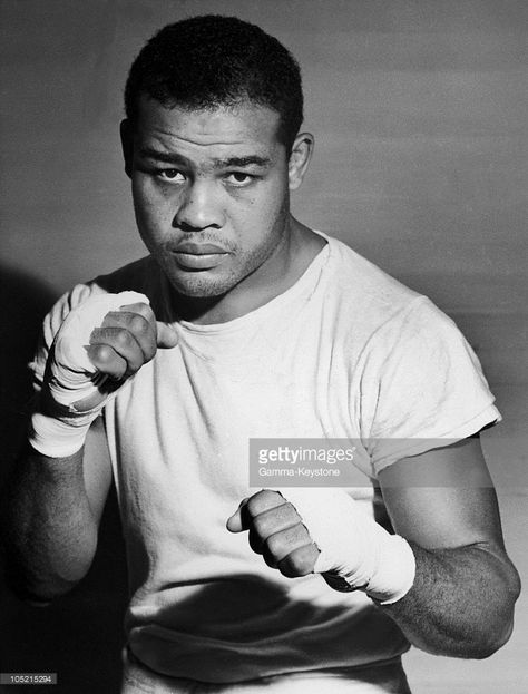 Boxing Images, Heavyweight Boxing, Joe Louis, Boxing History, Champions Of The World, Boxing Champions, Sport Icon, Sports Hero, September 8