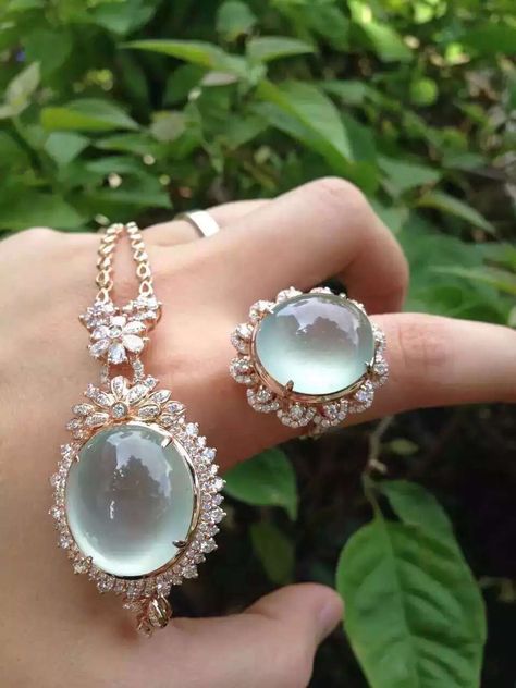 Transparent icy clear jade pendant ring jewelry set ~ 20K – Jade Designer Jewelry Pendant Ring, Magical Jewelry, Royal Jewelry, Mermaid Fashion, Fantasy Jewelry, Pendant Rings, Jade Pendant, Girly Jewelry, Stunning Jewellery