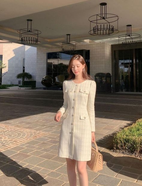 Outfit Ideas Classy Elegant Chic, Cottagecore Outfits Dress To Impress, Elegant Korean Outfit, Sunday Dress Outfit Classy, Korean Elegant Outfit, Korean Work Outfit, Classy Summer Dresses, Korean Modest Fashion, Summer Vibe Aesthetic