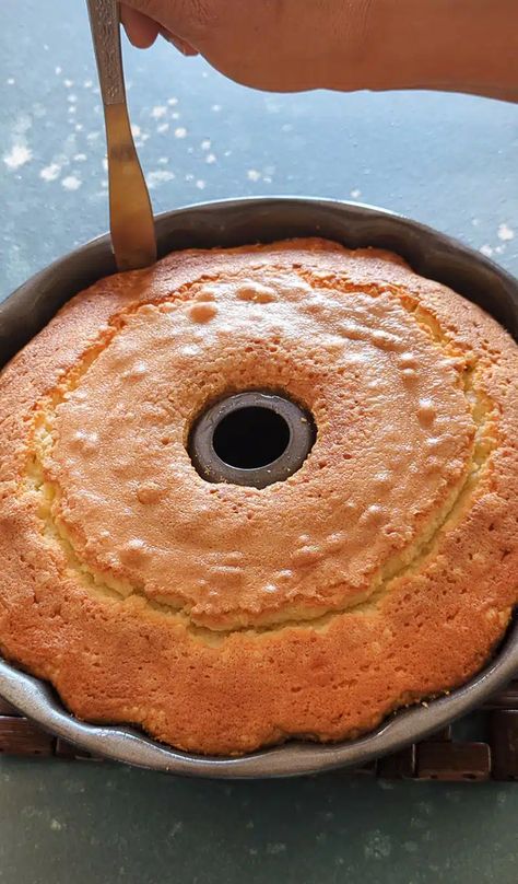 A melt-in-your-mouth whipping cream pound cake that is moist, & delicious!  This cake is made with just 6 ingredients and is perfect for any occasion! #cake #moistcake #whippingcreamcake #holidaybakes #creamcake #poundcake #whippingcreampoundcake Making Cake Flour, What Is Cake Flour, Pound Cake Icing, Whipping Cream Pound Cake, Best Pound Cake Recipe, Bakery Style Blueberry Muffins, Homemade Pound Cake, Cream Cheese Pound Cake Recipe, Pound Cake Recipes Easy