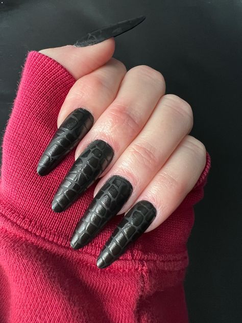 Gator Skin Nails, Black Snakeskin Nails, Black Alligator Nails, Alligator Skin Nails, 3d Crocodile Nails, Black Snake Skin Nails, Black Crocodile Nails, Black Croc Nails, Snake Nails Designs