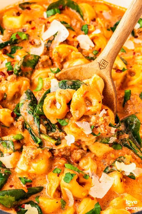 One pot, easy ingredients, and 30 minutes of your time is all you need to make this dreamy, delicious, TikTok famous Sausage Tortellini Soup! Spinach Tortellini Soup, Sausage Tortellini Soup, Love From The Oven, Sausage Tortellini, Potato Soup Crock Pot, Filled Pasta, Ground Italian Sausage, Homemade Dinner Rolls, Spinach Soup