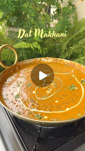 Sanjana Das on Instagram: "Homemade Dal Makhani! SAVE IT!

Delicious and wholesome! The taste and the flavour is the ultimate here! Try it!
.
.
.
.
.
[dal Makhani, Kali Dali, urad dal, lentil, Chana dal, Punjabi food, North Indian food, home style, home food, homemade, restaurant style, easy to make recipe, easy recipe, lunch inspo, lunch idea, yummy, dal rice, dal roti]
#dalmakhani #punjabifood #dal" Dal Makhni Recipe, Dal Roti, Urad Dal Recipes, Dal Makhani Recipe, North Indian Food, Dal Rice, Dal Makhani, Recipe Lunch, Chana Dal