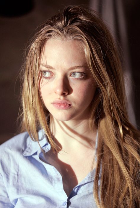 The Most Unforgettable Guest Stars Ever on <em>Law & Order: Special Victims Unit</em> Amanda Seyfried, Balayage, Mean Girls, Hollywood Star, Jenifer Lawrence, American Beauty, 가을 패션, Hollywood Stars, العناية بالبشرة