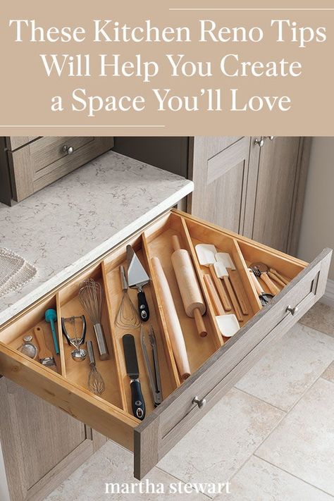 Kitchen Remodel Tips, Kitchen Storage Space, Kitchen Decor Inspiration, Diy Kitchen Renovation, Diy Kitchen Storage, Kitchen Drawer, Smart Kitchen, Hus Inspiration, Simple Kitchen