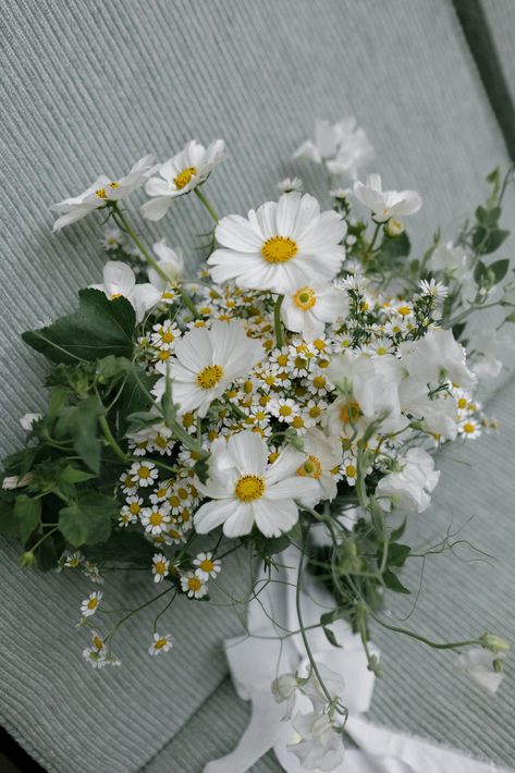 Julia + Edward by Emma Wilder Wedding Meadow Flowers, Wedding Meadow, Baby Breath Bouquet, June Flowers, Bouquet Champetre, August Flowers, Together Journal, Romantic Dinner For Two, Vintage Lace Weddings