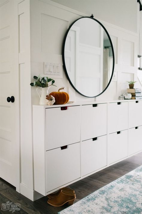 White entry with IKEA shoe cabinet hack and large round mirror decorated for Fall Behr Whisper White, Ikea Shoe Storage, Shoe Storage Hacks, Ikea Shoe Cabinet, White Paint Color, White Wall Paint, Ikea Shoe, Behr Paint Colors, Colour Hallway