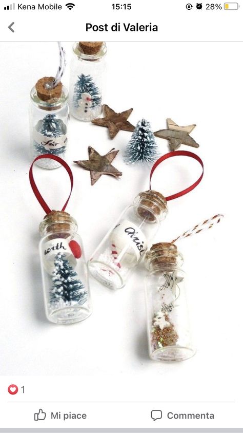 Diy Gift Tags, Diy Tree Decor, Bottle Brush Christmas Trees, Gift Tags Diy, Glass Bottle Crafts, Diy Bottle, Mini Christmas Tree, Bottle Brush, Jar Crafts