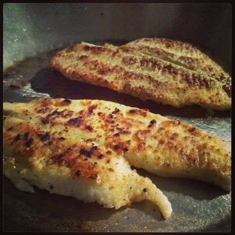 How To Pan Fry Flounder, Flounder Recipes Pan Seared, Pan Fried Flounder Recipes, Fried Flounder Recipes, Pan Seared Flounder, Flounder Recipes Healthy, Flounder Fillet Recipes, How To Cook Flounder, Fish Recipes Pan Seared