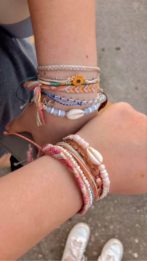 Bracelets Preppy, Kalung Manik-manik, Surf Jewelry, Gelang Manik-manik, Preppy Jewelry, Estilo Hippie, Pola Gelang, Gelang Manik, Diy Bracelets Patterns