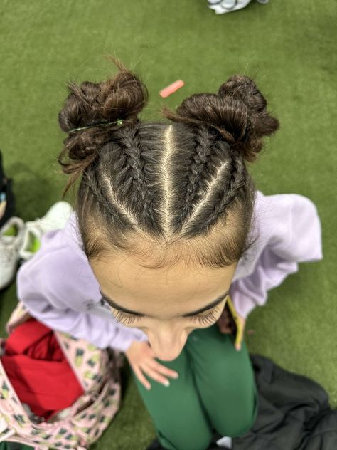 Cute Outfits With French Braids, Fun Braid Hairstyles, Fun Hair Styles Long Hair, Netball Hairstyles, Race Day Hair, Crazy Braids, Garfield Cake, Football Hairstyles, French Braid Hairstyle