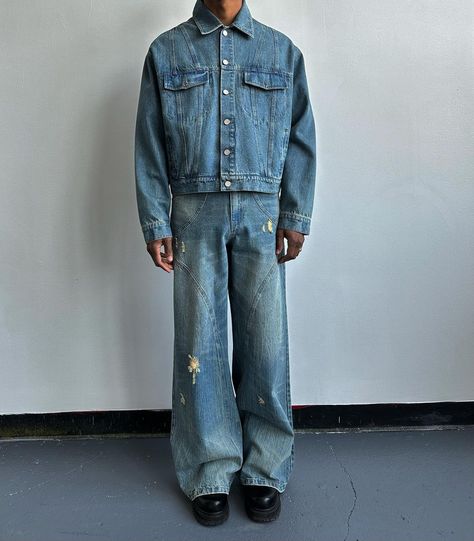 RAY on Instagram: “Summer 23 Fittings With @rafavalleon @oreenyc 💡⚒️” Denim Outerwear For Streetwear, Streetwear Denim Jacket, Full Denim Outfit Man, Aesthetic Denim Outfits Men, Full Jeans Outfit, Navy Jeans Outfit, Denim On Denim Outfit Men, Baggy Style Men, Photoshoot Fits