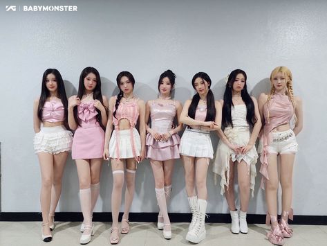 Monster Photos, New Jeans Style, Foto Baby, Baby Monster, Korean Celebrities, Kpop Fashion Outfits, Pink Outfits, Pink Outfit, Kpop Outfits