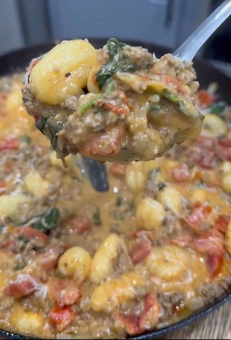 Creamy Beef and Gnocchi - Cooking in the Midwest Ground Beef And Gnocchi Recipes, Ground Beef Gnocchi, Beef Gnocchi, Beef And Gnocchi, Cooking In The Midwest, Potatoe Recipes, Recipes Using Ground Beef, Ground Recipes, Leftover Beef