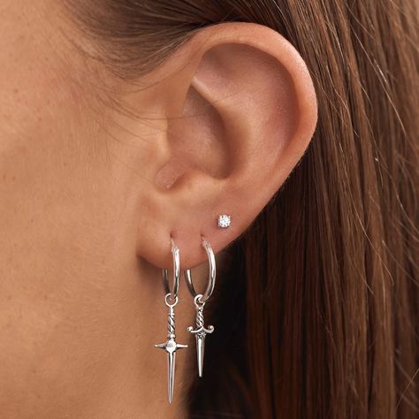 MIDSUMMER STAR (@midsummer_star) • Instagram photos and videos Edgy Silver Jewelry, Dark Silver Earrings, Edgy Silver Earrings, Guys Ear Piercings, Minimalist Ear Piercings, Silver Jewlery, Dagger Earrings, Edgy Earrings, Edgy Accessories