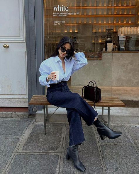 Ani Margarian on Instagram: “rainy days” Parisian Outfits, Cute Pose, Overalls Outfit, Paris Mode, Vsco Girl, Easy Trendy Outfits, Cute Fall Outfits, Buffy The Vampire Slayer, Feminine Outfit