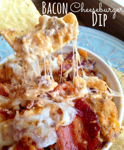 Bacon Cheeseburger Dip, Pepperoni Dip, Cheeseburger Dip, Gameday Food, Food Donut, Savory Dips, Delicious Dips, Diy Easy Recipes, Cheesecake Dip