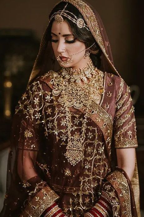 भारतीय दुल्हन संबंधी, Rajasthani Bride, Rajasthani Dress, Pengantin India, Indian Bridal Photos, Indian Bride Outfits, Bridal Lehenga Collection, Indian Bridal Lehenga, Bridal Lehenga Red