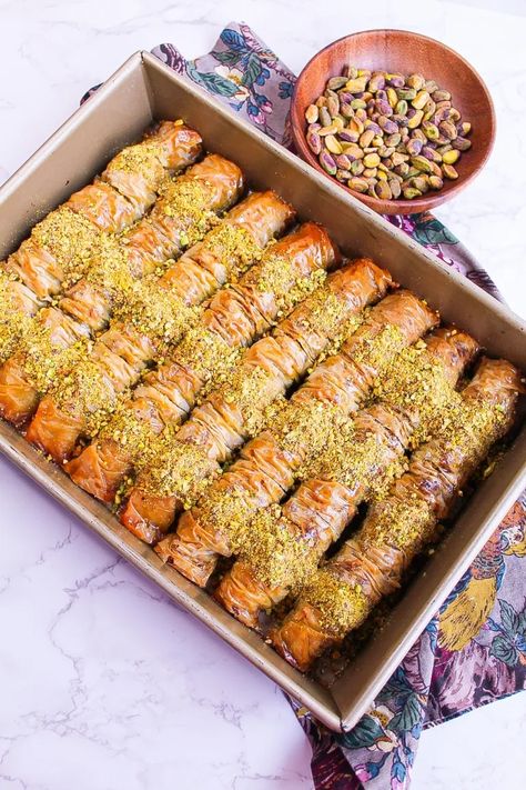 Pistachio Baklava Rolls - Maral in the Kitchen Turkish Rolls Recipe, Pistachio Baklava Recipe, Baklava Rolls, Honey Baklava, Moroccan Desserts, Phyllo Recipes, Pistachio Baklava, Sweet Savory Recipes, Middle Eastern Desserts