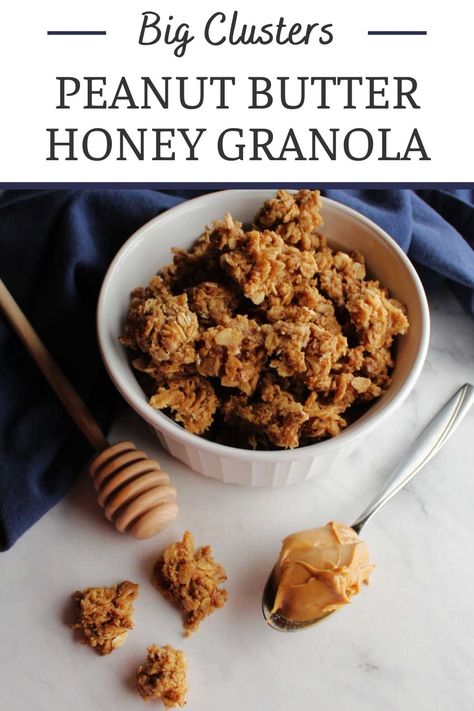 Chewy Granola Recipe, Yogurt With Fruit, Peanut Butter Granola Recipe, Peanut Butter Powder Recipes, Crispy Granola, Easy Granola Recipe, Butter Oatmeal Cookies, Cinnamon Granola, Honey Granola