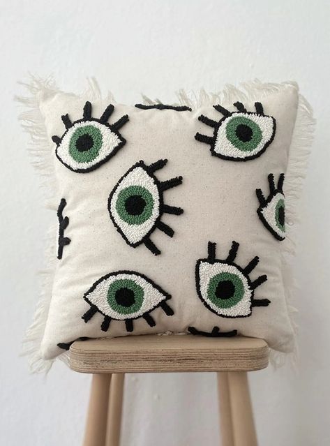 Evil Eye Design, Punch Needle Patterns, Punch Needle Embroidery, Needle Punch, Eye Pillows, Linen Pillow Covers, Punch Needle, Linen Pillows, Decorative Pillow Covers