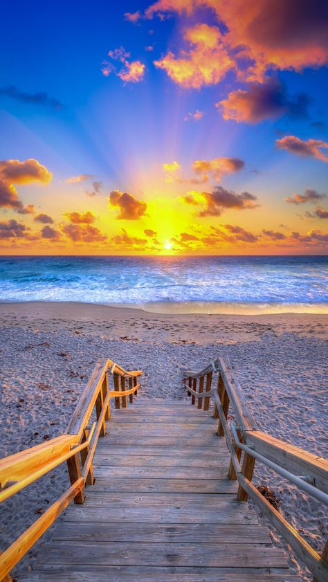 Christmas Eve Beach Sunrise From Jupiter, Florida Photo By: Kim Seng Source Flickr.com Top Honeymoon Destinations, Sunrise Landscape, Jupiter Florida, Sunrise Photos, Beach Sunrise, Ocean Sunset, Sunrise Beach, Photo Vintage, Beach Landscape