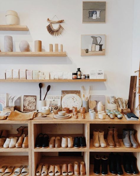 handmade artisan goods for sale at the general store in san francisco. #artisan #shopsmall #independentshop #shopping #onlineshopping #sanfrancisco #sanfran #SF #bayarea #shop #clogs #shoes #ceramics #giftshop Small Gift Shop Interiors, Shop Merchandising, Cottage Lifestyle, Gift Shop Interiors, Shop Shelving, Bohemian Modern Style, Home Decor Blog, Showroom Interior Design, Store Interiors