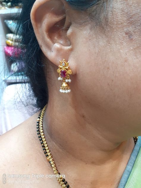 Earrings Gold Stud Earrings Set, Small Gold Buttalu Designs, Small Ear Rings Gold, Small Jhumkas Gold, Gold Tops Earrings Indian Small, Gold Studs Earrings Indian Small, Small Buttalu Earrings Gold, Small Gold Earrings Indian, Ear Tops Gold Indian