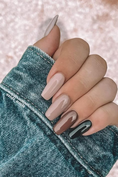 Earth Tone Fall Nails, Fall Nail Inspiration, Brown Acrylic Nails, September Nails, Fall Gel Nails, Black Nail, Nagel Inspo, Fall Nail Colors, Cat Kuku