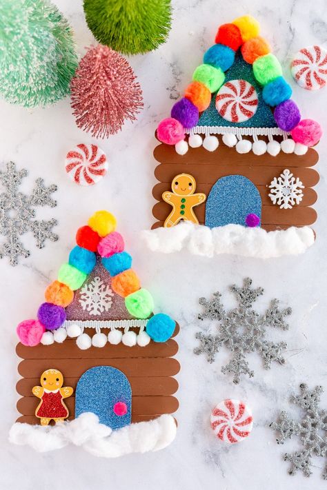 Popsicle Stick Gingerbread House, Gingerbread Crafts, Preschool Christmas Crafts, Christmas Arts And Crafts, Festive Crafts, Recipes Sweet, Christmas School, Christmas Menu, Winter Crafts For Kids