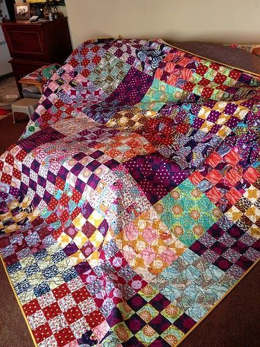 Even since I saw Steffani's  St Louis 16 patch quilt on her blog, I have been smitten.  I am not sure if it is the richness of the colour... 16 Square Quilt Block, 16 Patch Quilt Block, Fan Quilts, 16 Patch Quilt, Quilt Club, Postage Stamp Quilt, Colorful Quilt, Kaffe Fassett Quilts, Quick Quilt