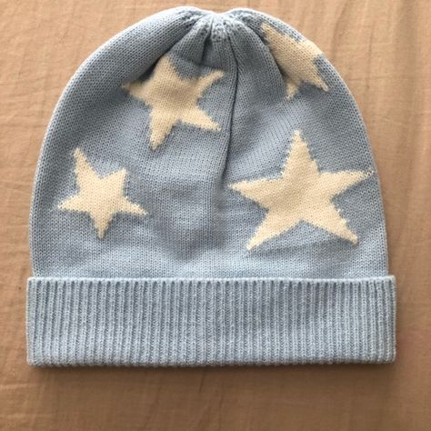 New With Tags J.Crew Factory Blue Star Beanie Size Small/Medium Light Blue Beanie With Large White Stars All Over. Add Items You Like To A Bundle And Save! Cute Bennie, Blue Winter Beanie, Obey Beanie, Star Beanie, Trixie Lulamoon, Dr Ideas, Jenny Jones, Corduroy Bucket Hat, Beanie Outfit