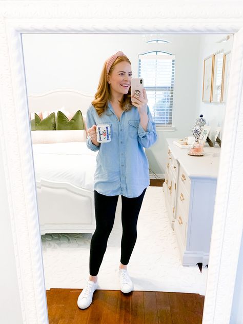 Work From Home: 4/6 - 4/10 - Oh What A Sight To See Everyday Casual Outfits At Home, Home Office Outfits Women, Home Outfit Women, Wfh Fashion, Home Outfit Ideas, Work From Home Outfit Ideas, Outfits Leggins, Wfh Outfits, Wednesday Dress