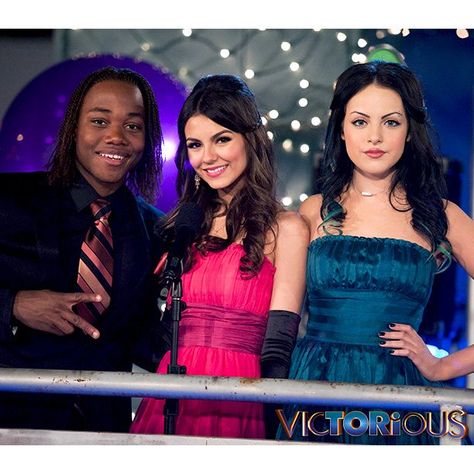 Tori And Jade, Andre Victorious, Nickelodeon Videos, Old Nickelodeon Shows, Victorious Nickelodeon, Big Bang Theory Quotes, Hollywood Arts, Beck Oliver, Victorious Cast