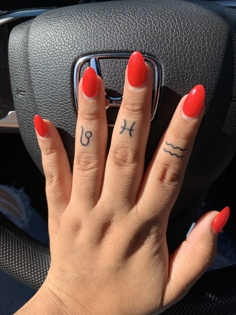 Red acrylic nails, Aquarius Sun, Pisces Moon, Leo Rising Pisces Tattoo On Finger, Aquarius Tattoo Finger, Aquarius Sun Tattoo, Leo Tattoo Finger, Pisces Rising Tattoo, Aquarius Rising Tattoo, Leo And Aquarius Tattoo Together, Leo Tattoo Hand, Pisces Sun Tattoo