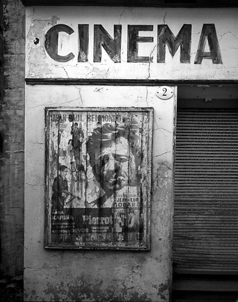 Uk Icon, Cinema Sign, Andreas Gursky, Cinema Video, Old Movie Poster, Michelangelo Antonioni, Old Movie, Jean Luc Godard, Cinema Theatre