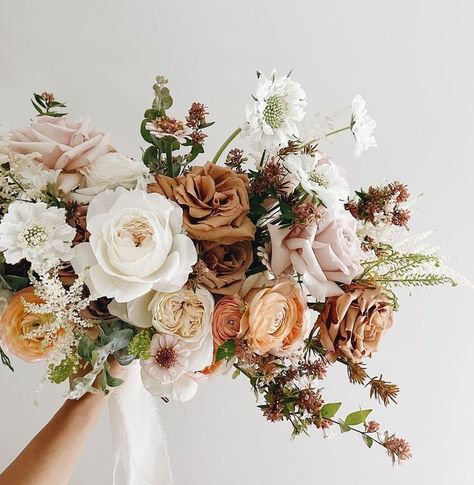 Neutral Tone Wedding, Anna Campbell Bridal, Centerpiece Inspiration, Neutral Wedding Flowers, Boho Wedding Flowers, Anna Campbell, Bridal Bouquet Flowers, Yummy Dessert, Cream Wedding