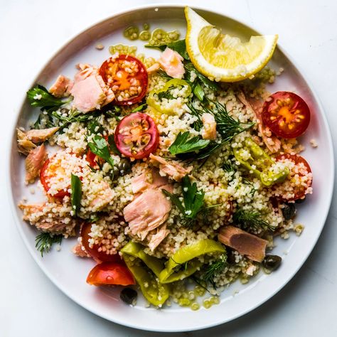 Simple Couscous Recipes, Couscous Dinner, Couscous Healthy, Best Tuna Salad Recipe, Tuna Nicoise Salad, Canned Tuna Recipes, Radicchio Salad, Couscous Recipes, Dinners To Make