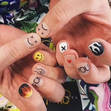 Nail Design Glitter, Pola Tato, Minimal Nails Art, Mens Nails, Retro Nails, Nagellack Trends, Hippie Nails, Hard Nails, Drip Nails