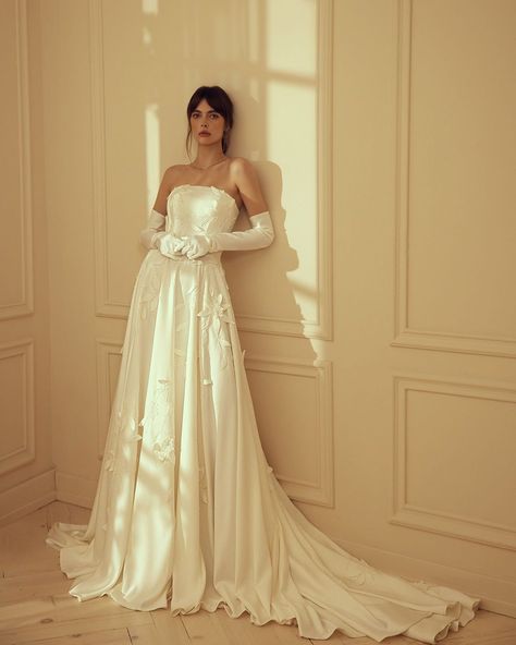 [PaidLink] 90 Fashion Forward Wedding Dresses Expert Tips / Faqs :Heart: Fashion Forward Wedding Dresses Strapless Neckline Floral Appliques With Gloves Innocentia #Weddingforward #Wedding #Bride #Fashionforwardweddingdresses #Weddingdresses #Simpleweddingdress #straplessweddingdresswithgloves Strapless Wedding Dress With Gloves, Wedding Gloves With Dress, Style Kondangan Hijab, Wedding Dress With Gloves, Style Kondangan, Wedding Dress Gloves, Fashion Forward Wedding, Wedding Hairstyles For Medium Hair, Dress With Gloves